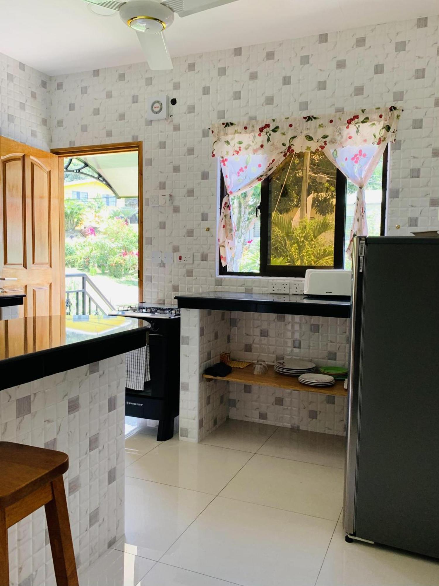 Oceanic View Apartments Beau Vallon  Eksteriør bilde